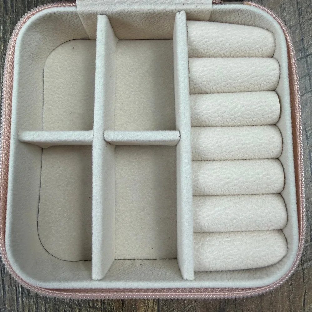 Blush Pink Travel Jewelry Case Organizer Ring Holder Zip Closure